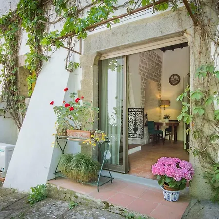In Private Estate,shared Pool,parking,3km To Ponte Vecchio Firenze