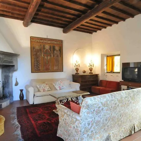 Willa In Private Estate,shared Pool,parking,3km To Ponte Vecchio