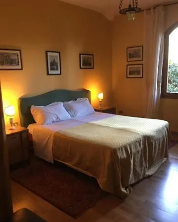 In Private Estate,shared Pool,parking,3km To Ponte Vecchio Villa *