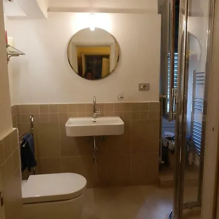 In Private Estate,shared Pool,parking,3km To Ponte Vecchio Villa *
