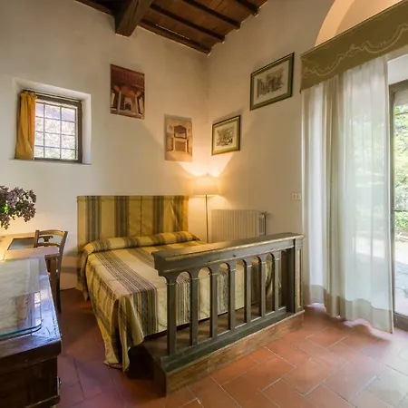 In Private Estate,shared Pool,parking,3km To Ponte Vecchio Florence