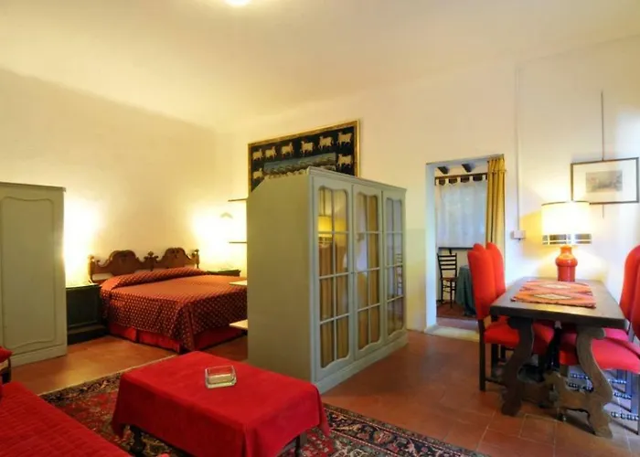Villa In Private Estate,shared Pool,parking,3km To Ponte Vecchio